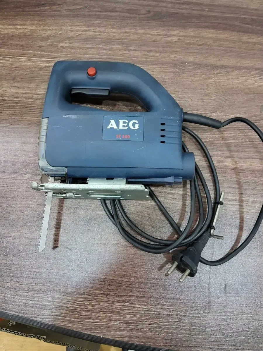 직소기 AEG(아에게) ST500